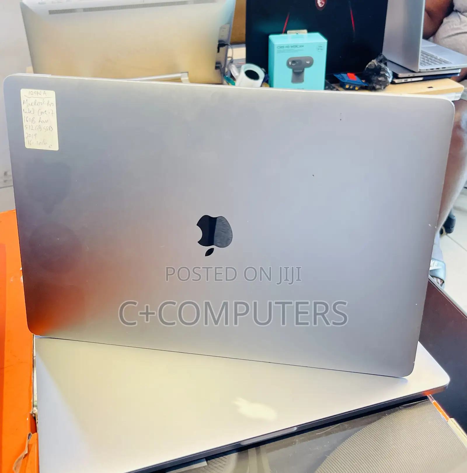 Laptop Apple MacBook Pro 2019 16GB Intel Core I7 SSD 512GB
