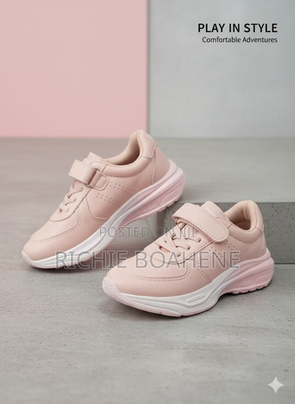 Girls Sneaker Size 35