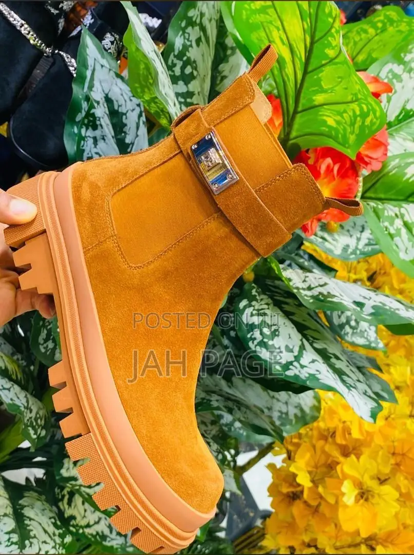 Dolce Gabbana Chelsea Boots