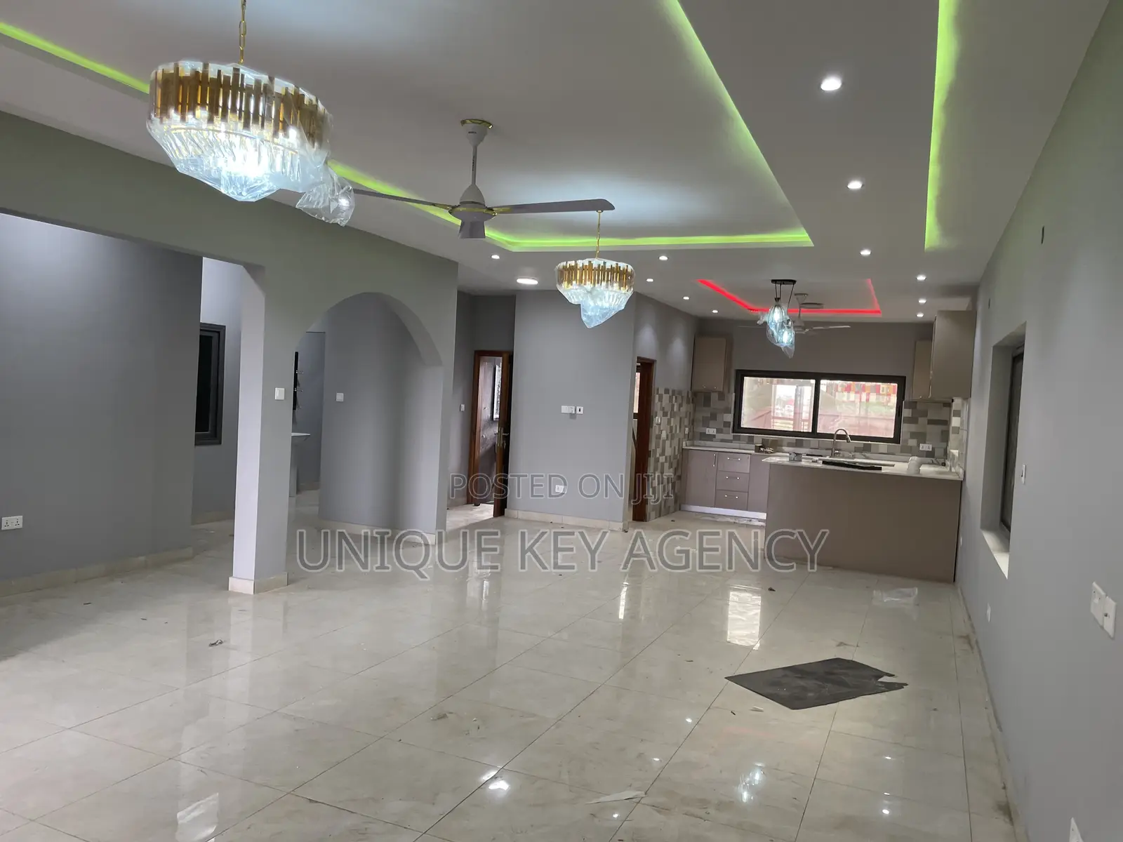 3bdrm Apartment in Unique Key Agency, Manet Junction for rent