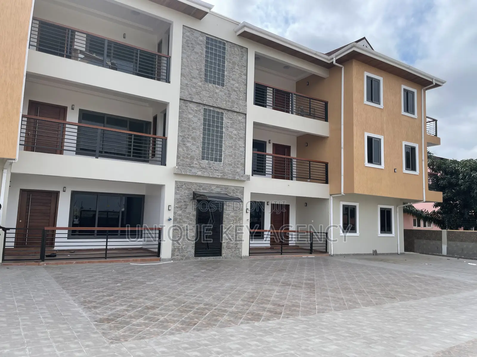 3bdrm Apartment in Unique Key Agency, Manet Junction for rent