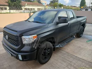 Toyota Tundra 2019 Black