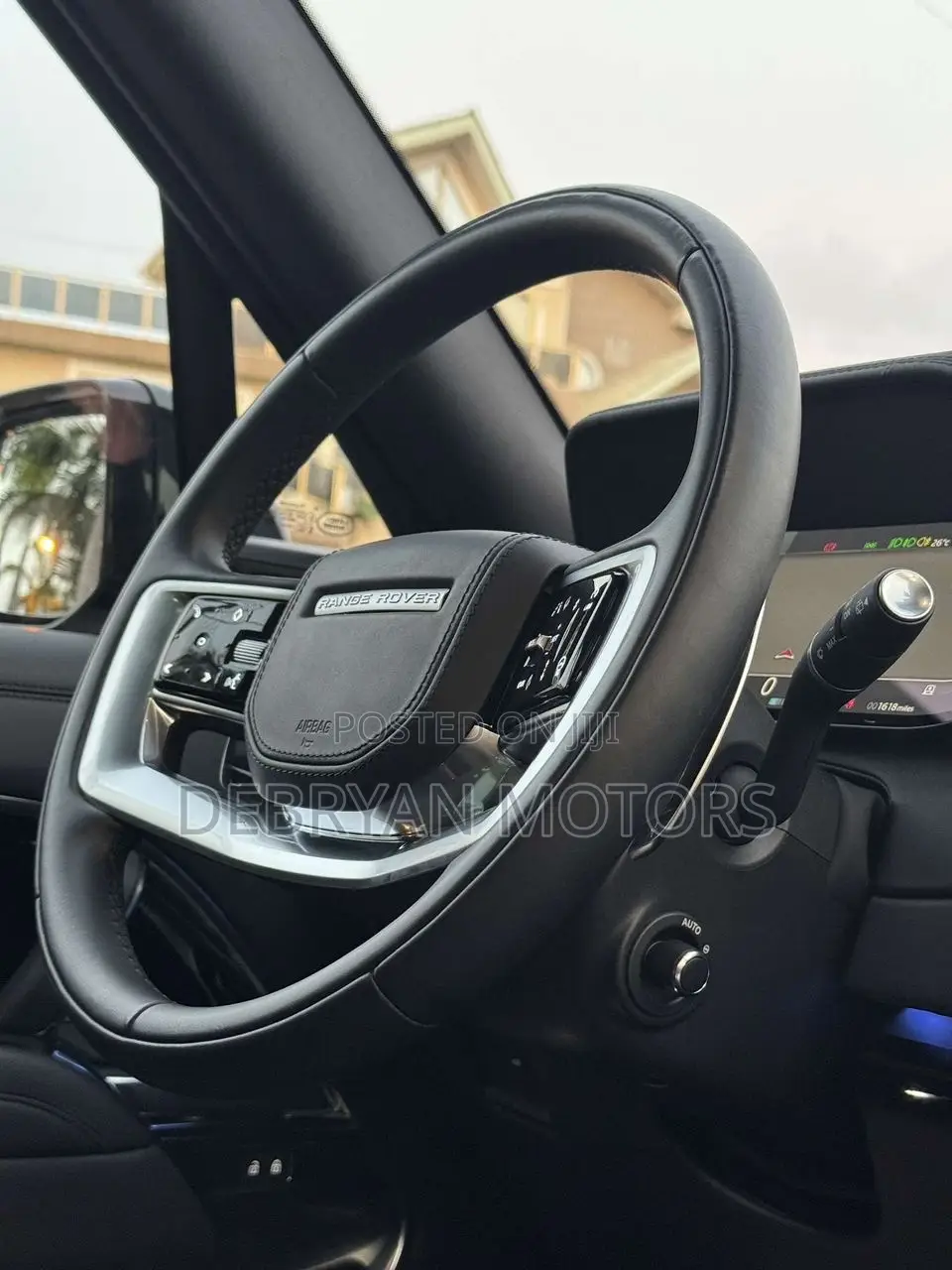 Land Rover Range Rover Vogue 2024 Black