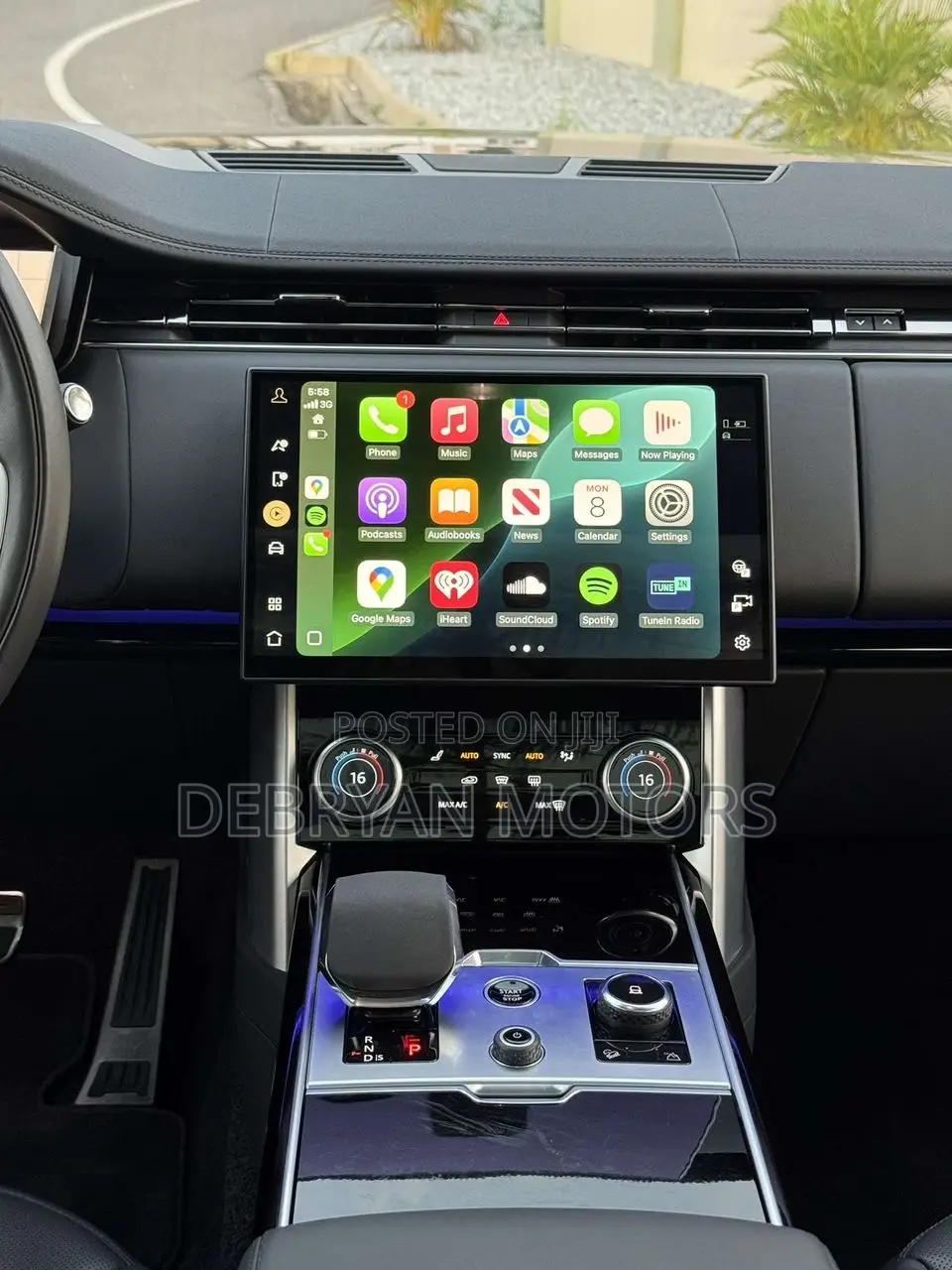 Land Rover Range Rover Vogue 2024 Black