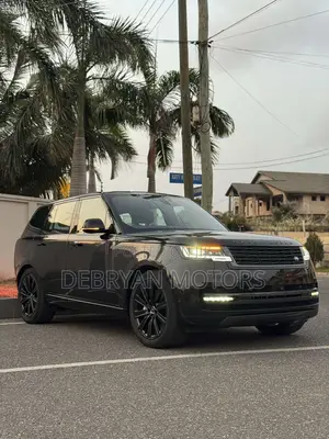 Land Rover Range Rover Vogue 2024 Black