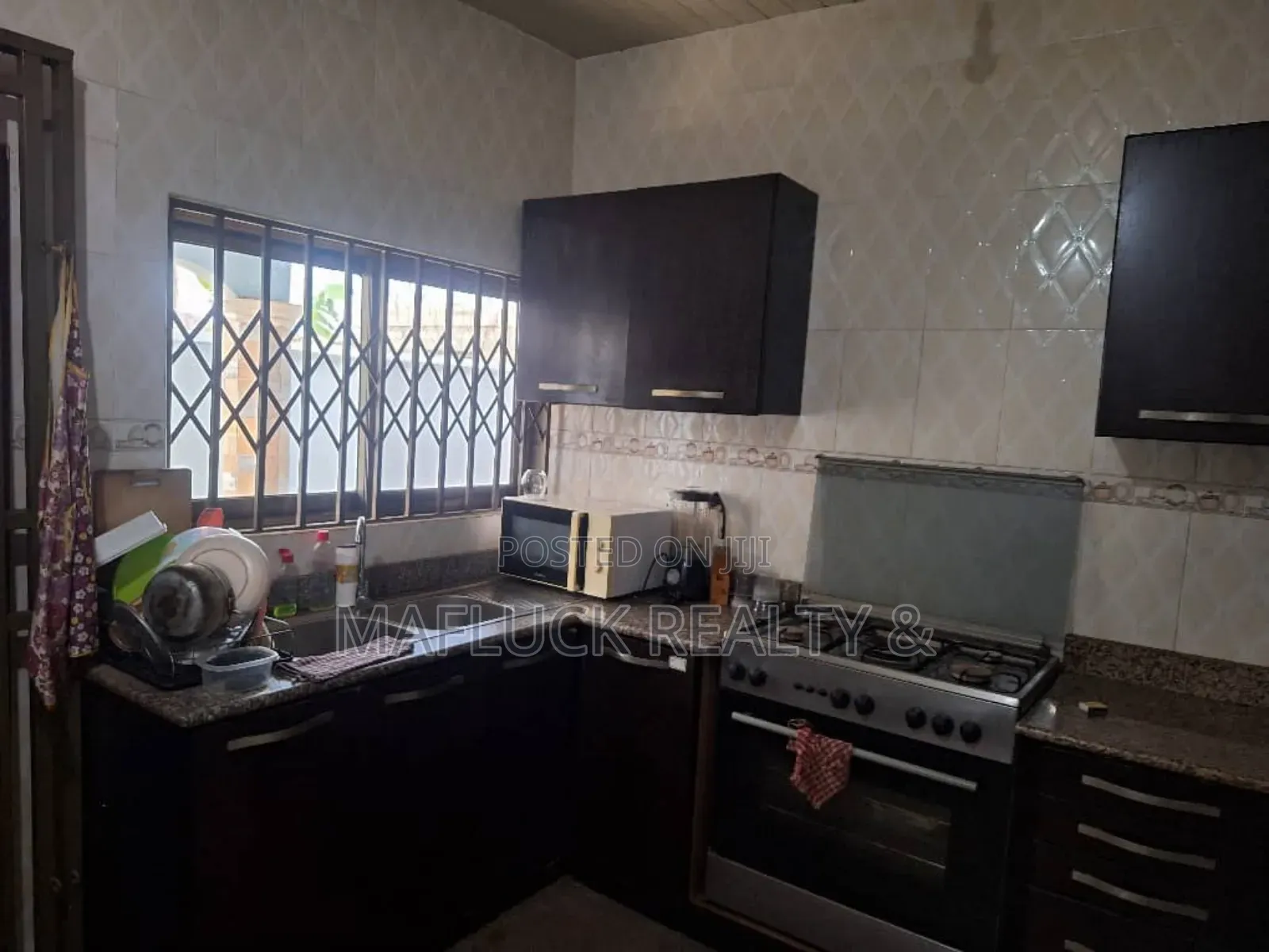 4bdrm House in Lakeside Estate for rent