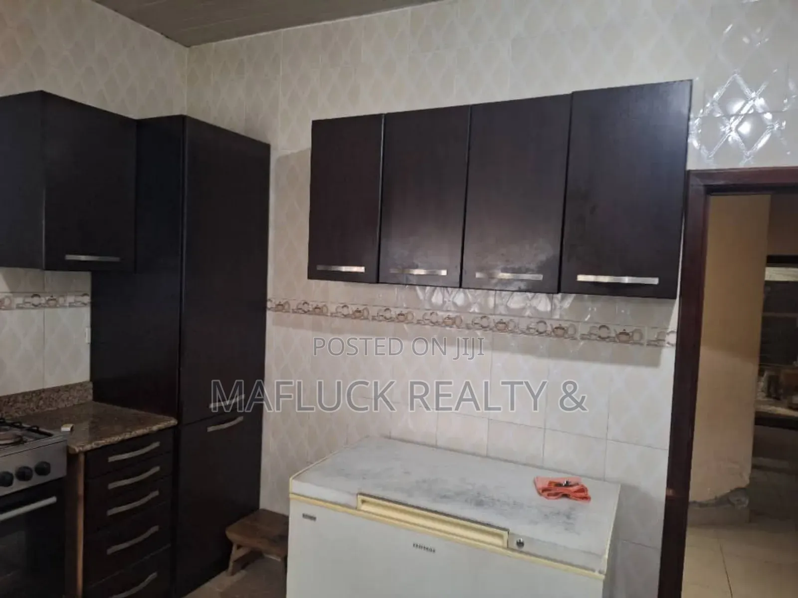 4bdrm House in Lakeside Estate for rent