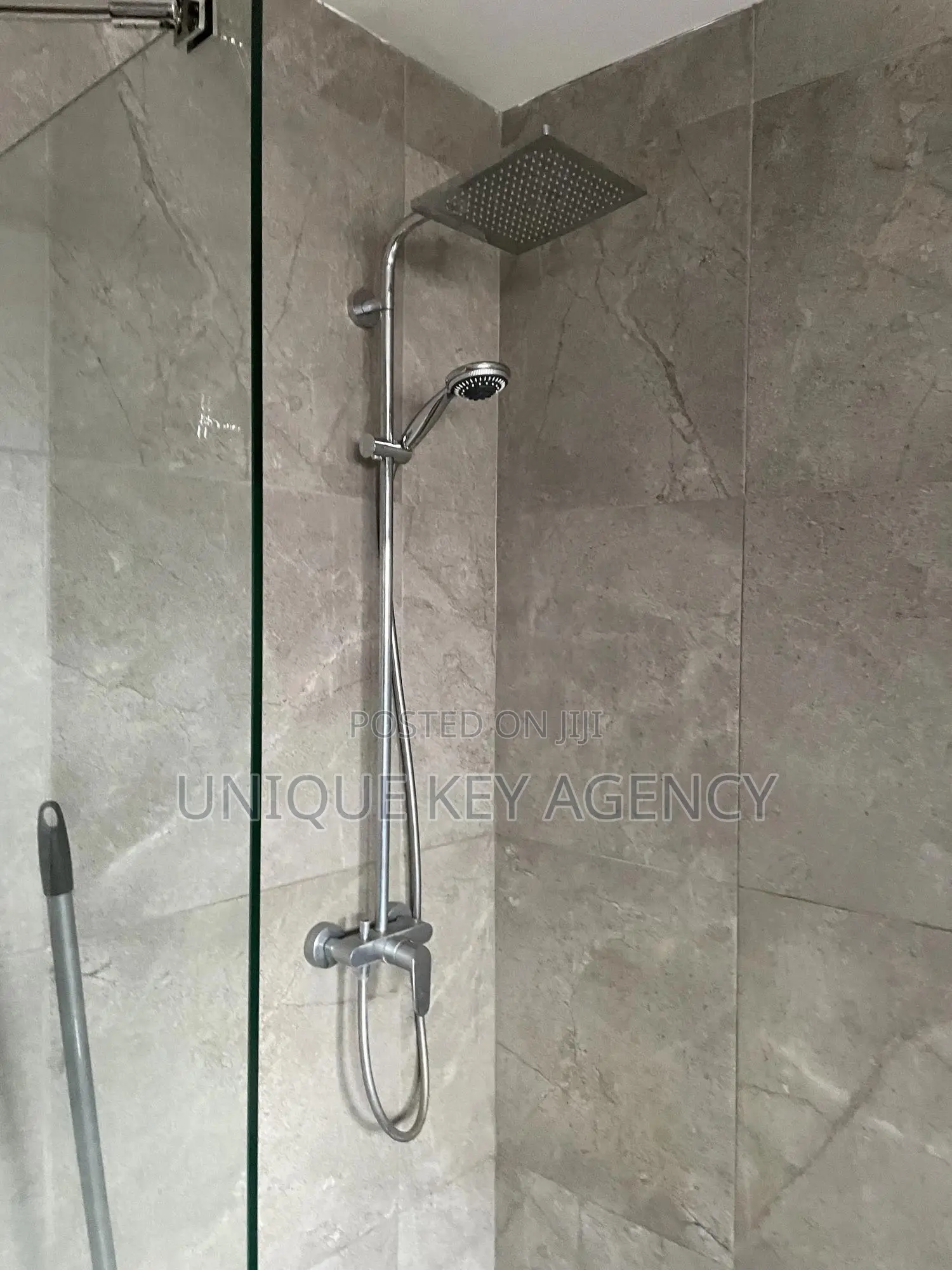 4bdrm House in Unique Key Agency, Tesano for rent