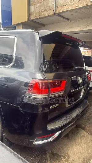 Toyota Land Cruiser 4.0 V6 GX-R 2011 Black