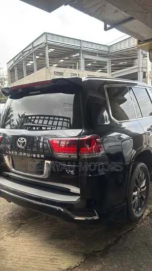 Toyota Land Cruiser 4.0 V6 GX-R 2011 Black