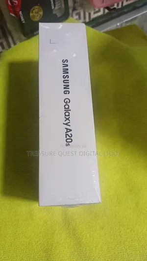 New Samsung Galaxy A20s 64 GB Green