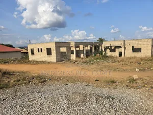 8bdrm Apartment in Fredimens Real, Kumasi Metropolitan for sale