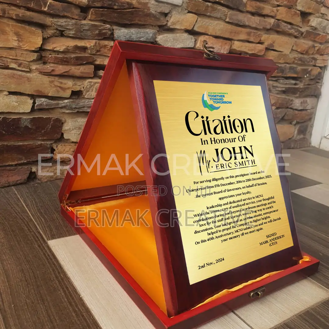 A4 Wooden Plaque With Case