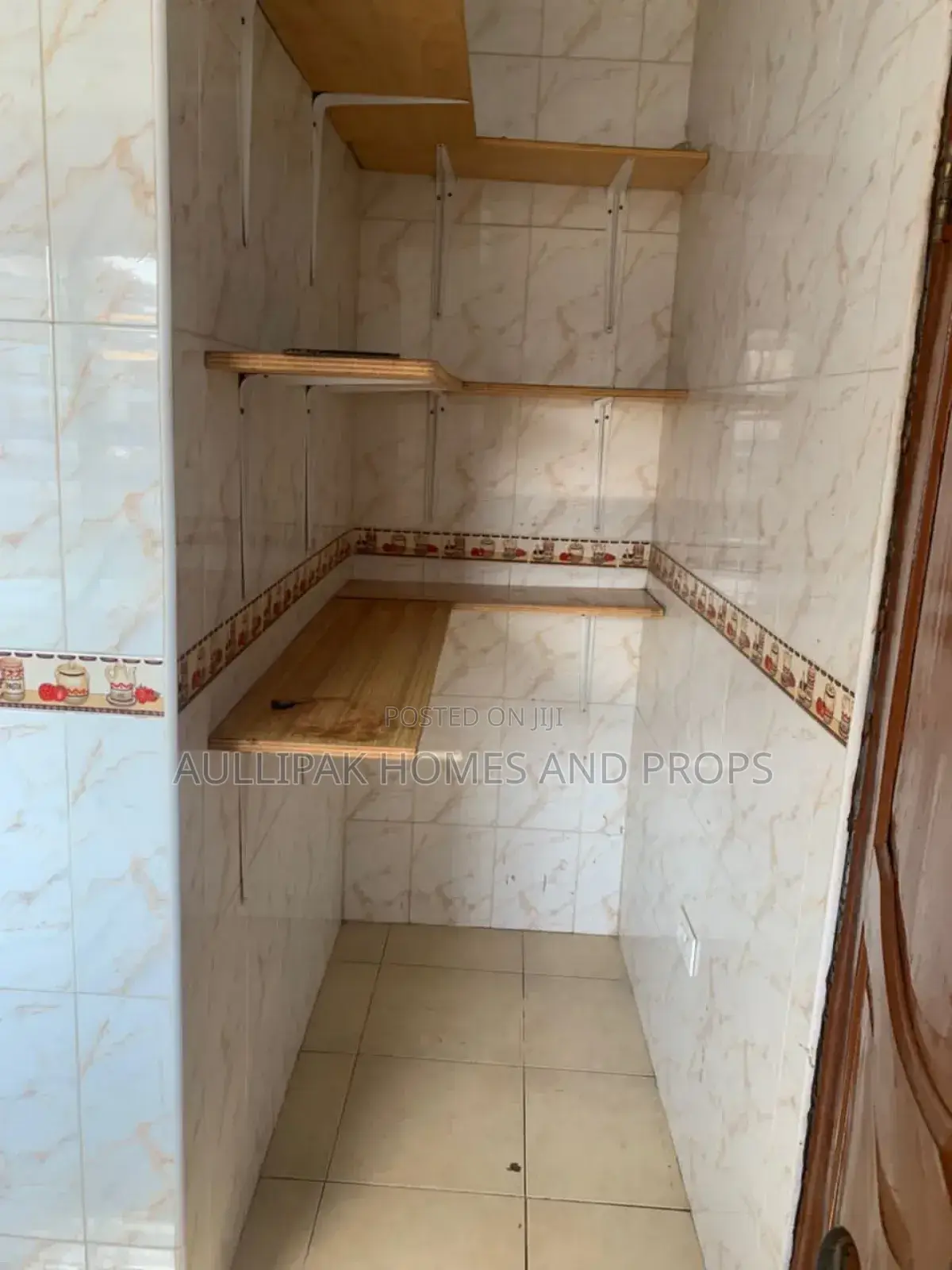 3bdrm Apartment in Lake Side Estate for rent