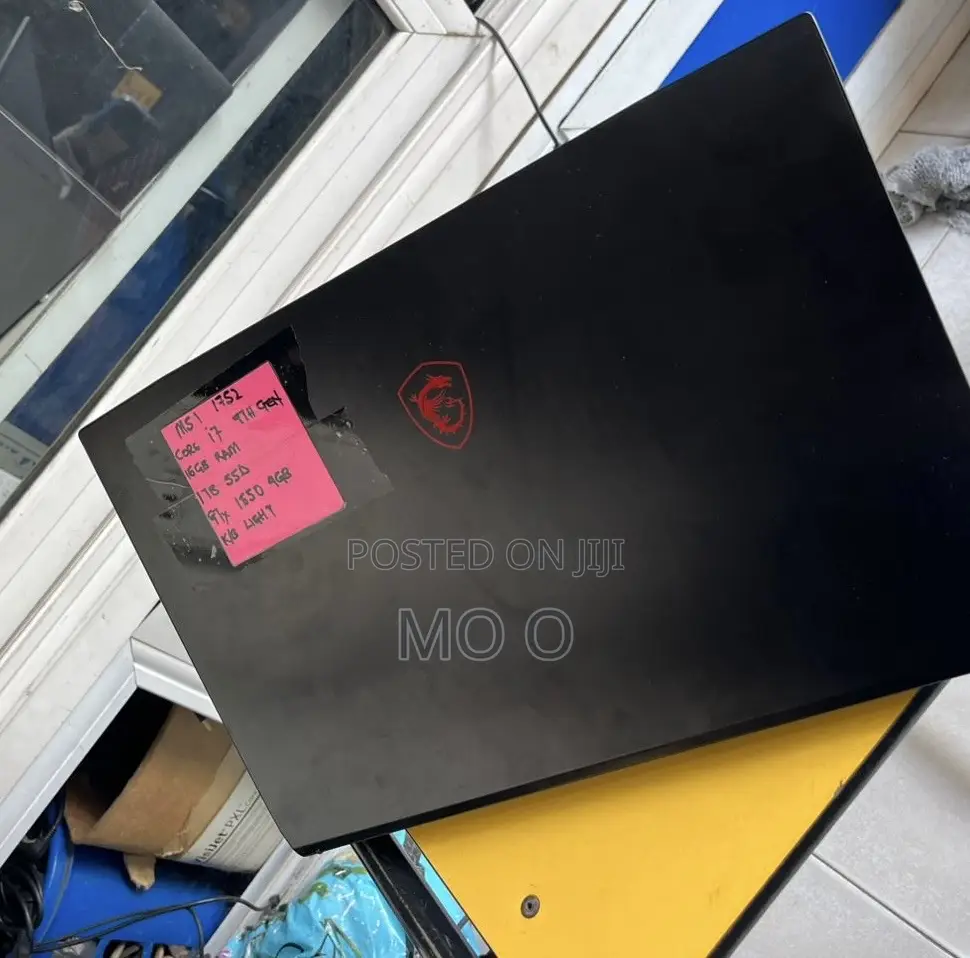 Laptop MSI MSI Sword 17 16GB Intel Core I7 SSD 1T