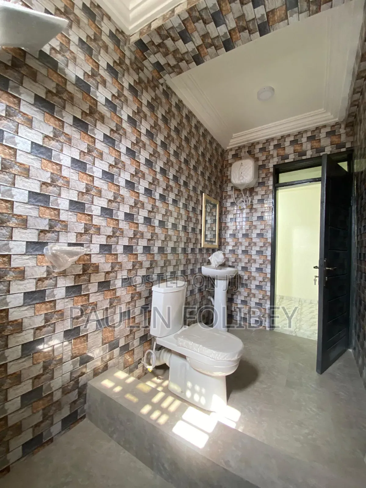 2bdrm Apartment in Dgproperties, West Hills Mall Area for rent