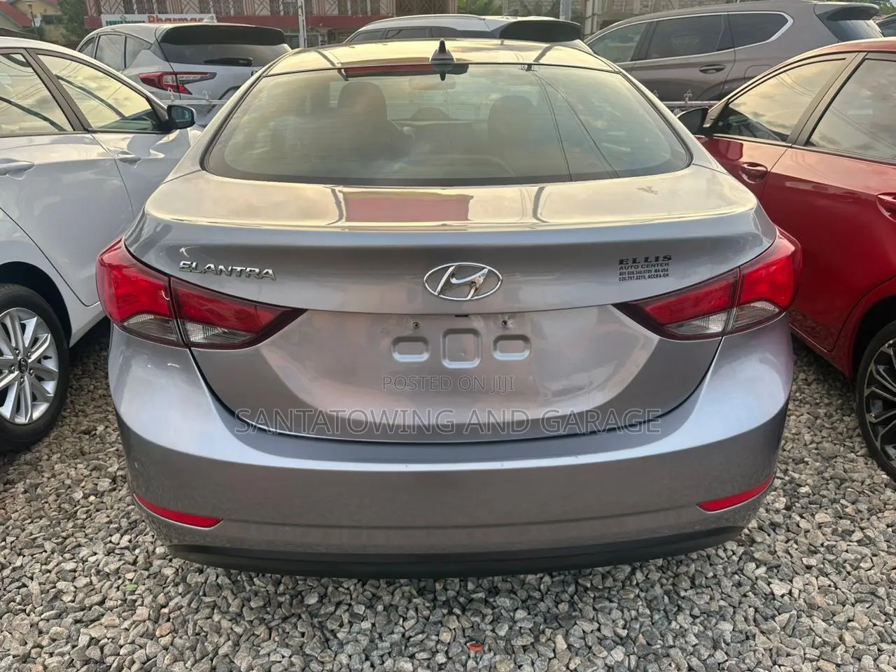 Hyundai Elantra 2016 Gray