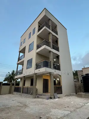 Executive Chamber and Hall Sc for Rent at Lakeside