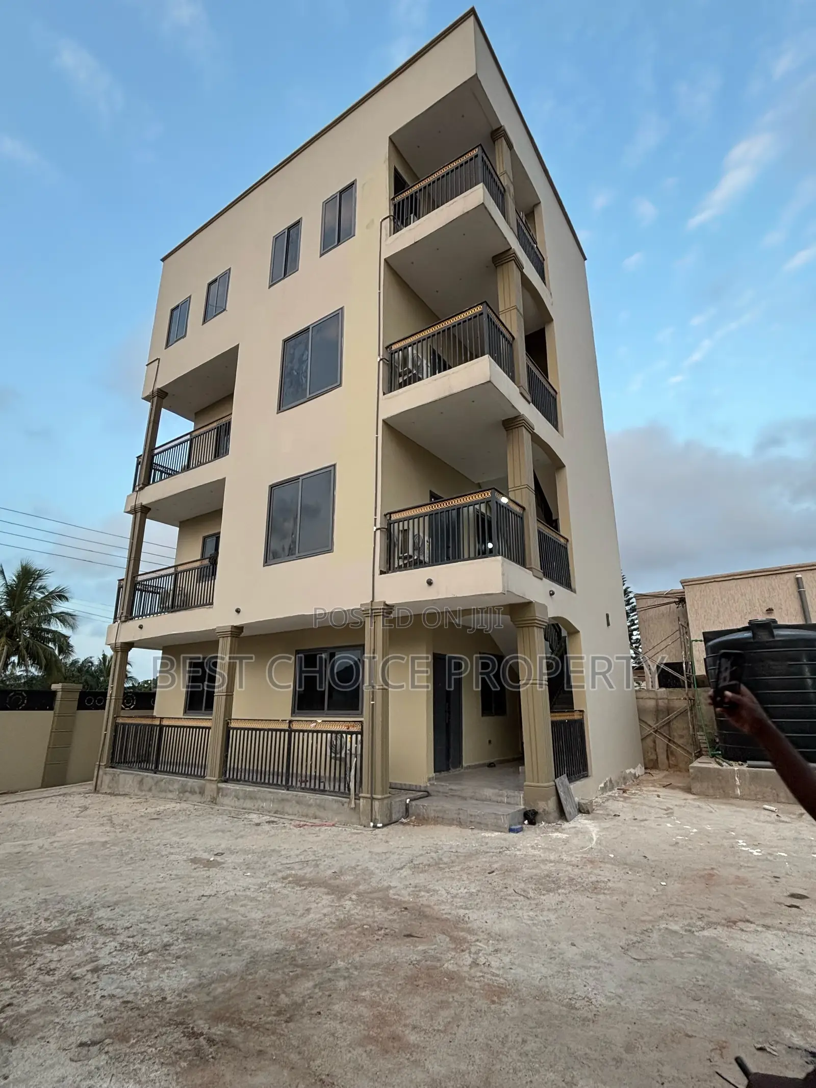 Executive Chamber and Hall Sc for Rent at Lakeside