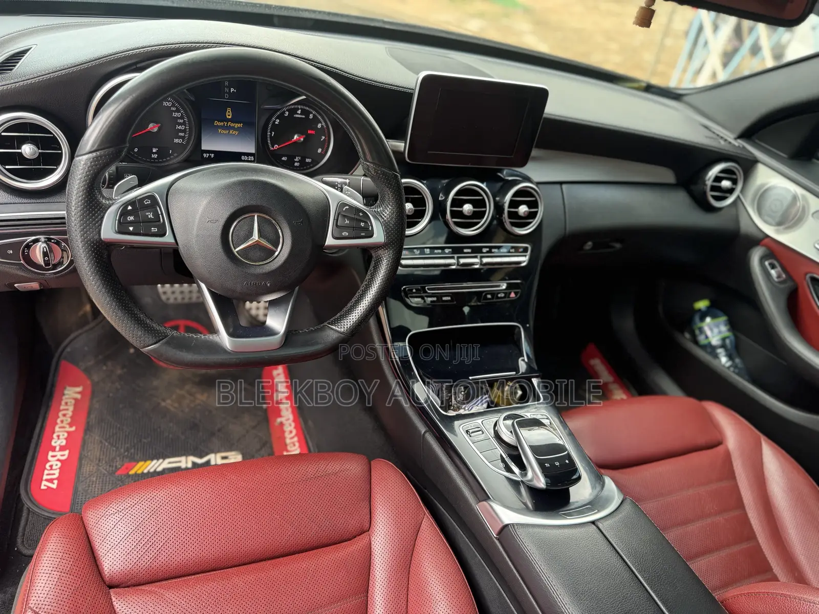 Mercedes-Benz C300 2016 Black