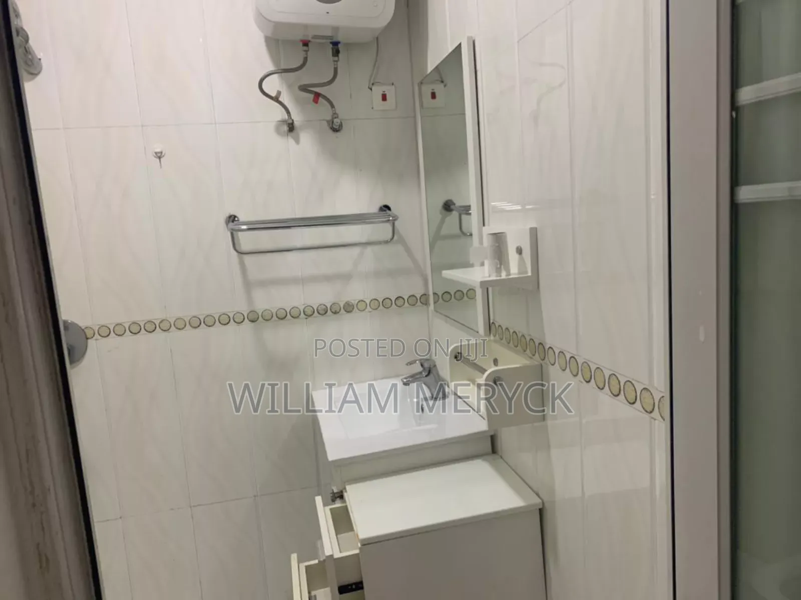 3bdrm Apartment in Dzorwulu for rent