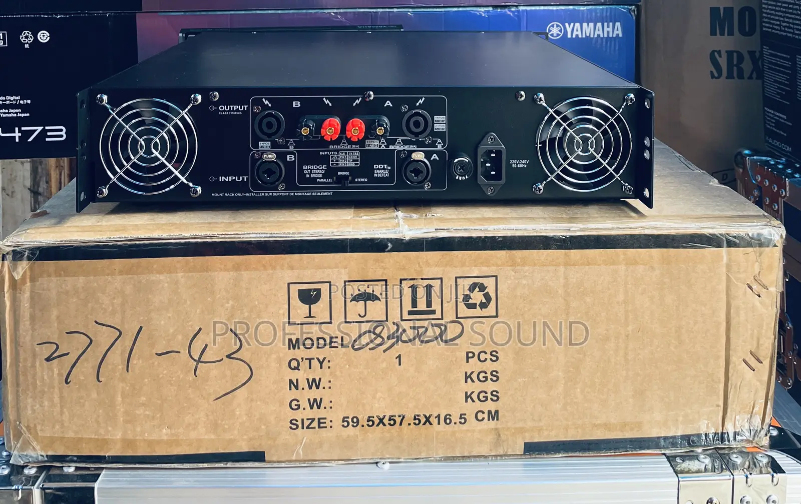 Peavey Amplified Cs3000