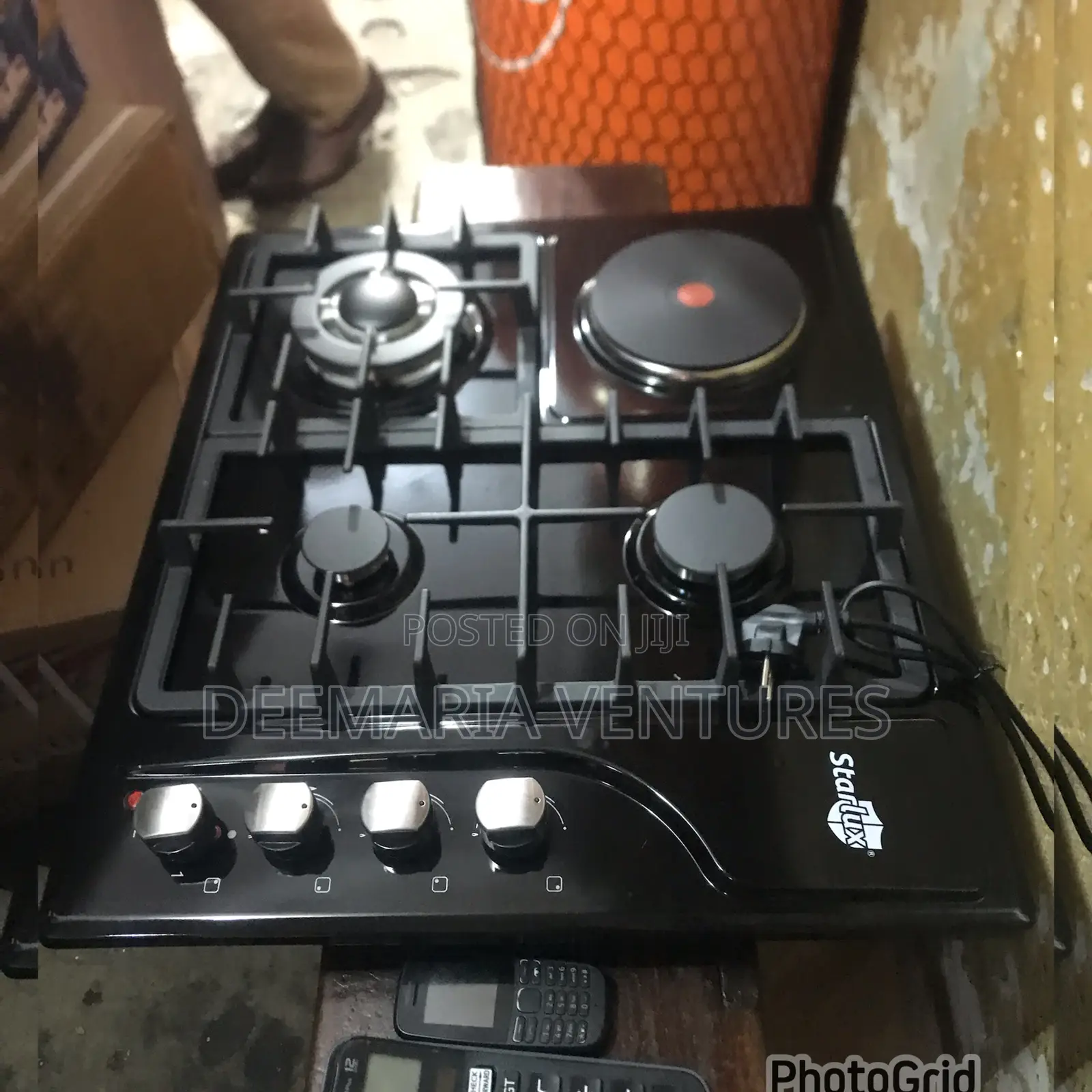 Starlux Built in 3 Burner and 1 Hotplate Electrical Ignition Gas Hob
