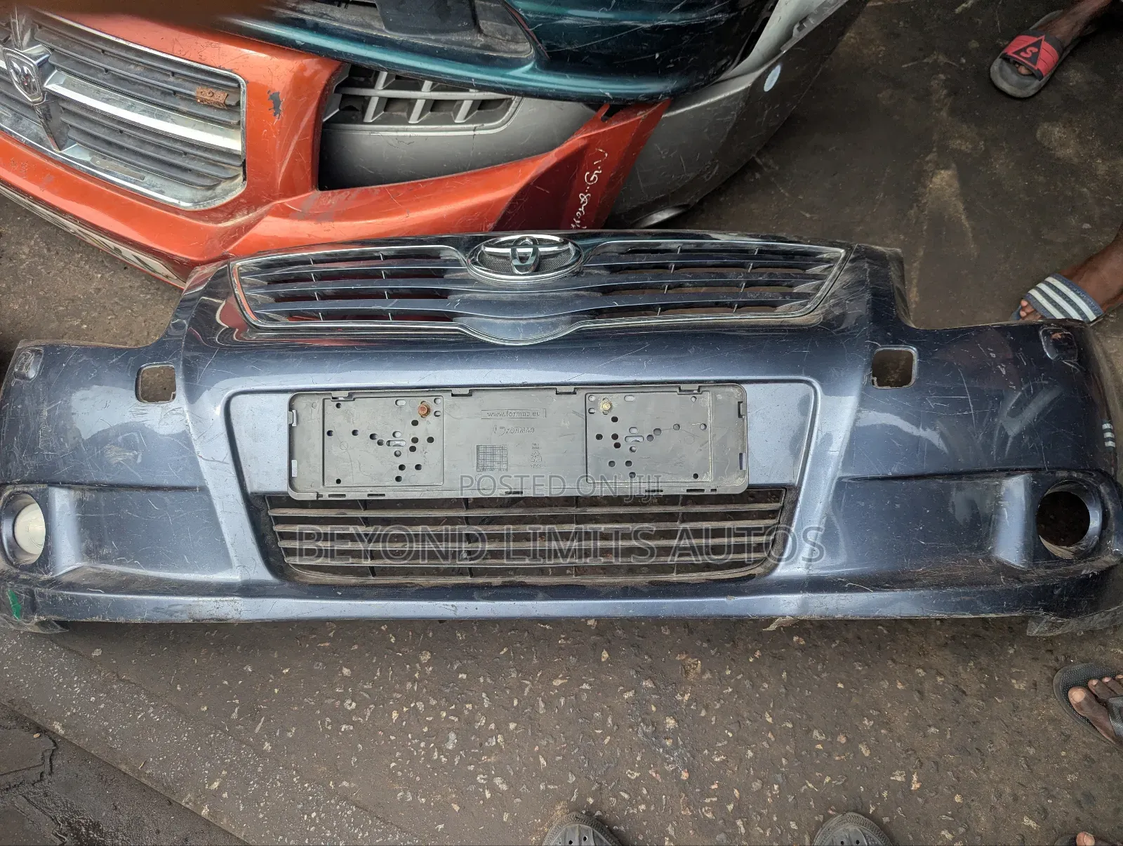 Toyota Avensis 2012,2011,2012 Front Bumper Complete