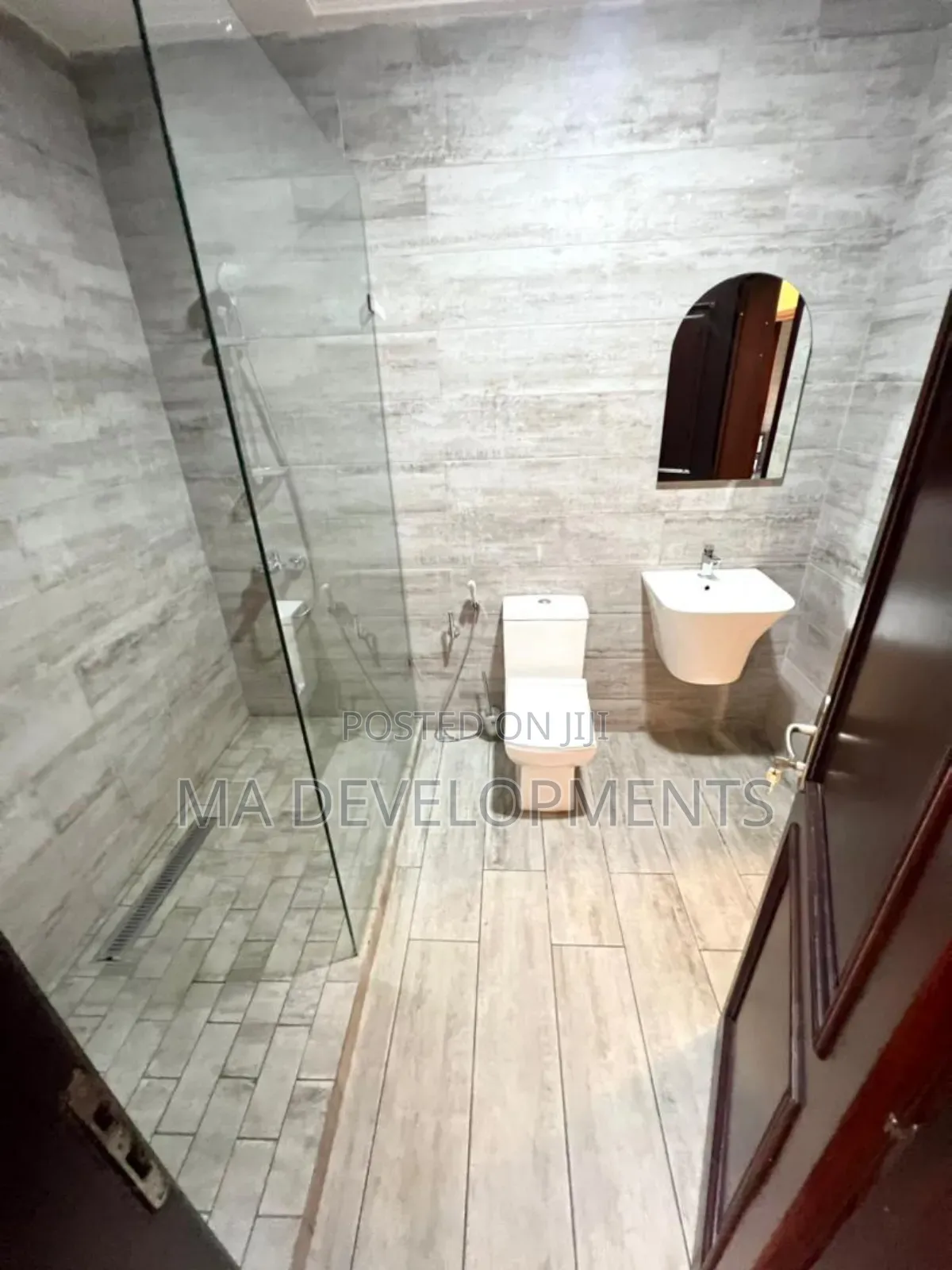 5bdrm Apartment in Madev Realty, East Legon for rent