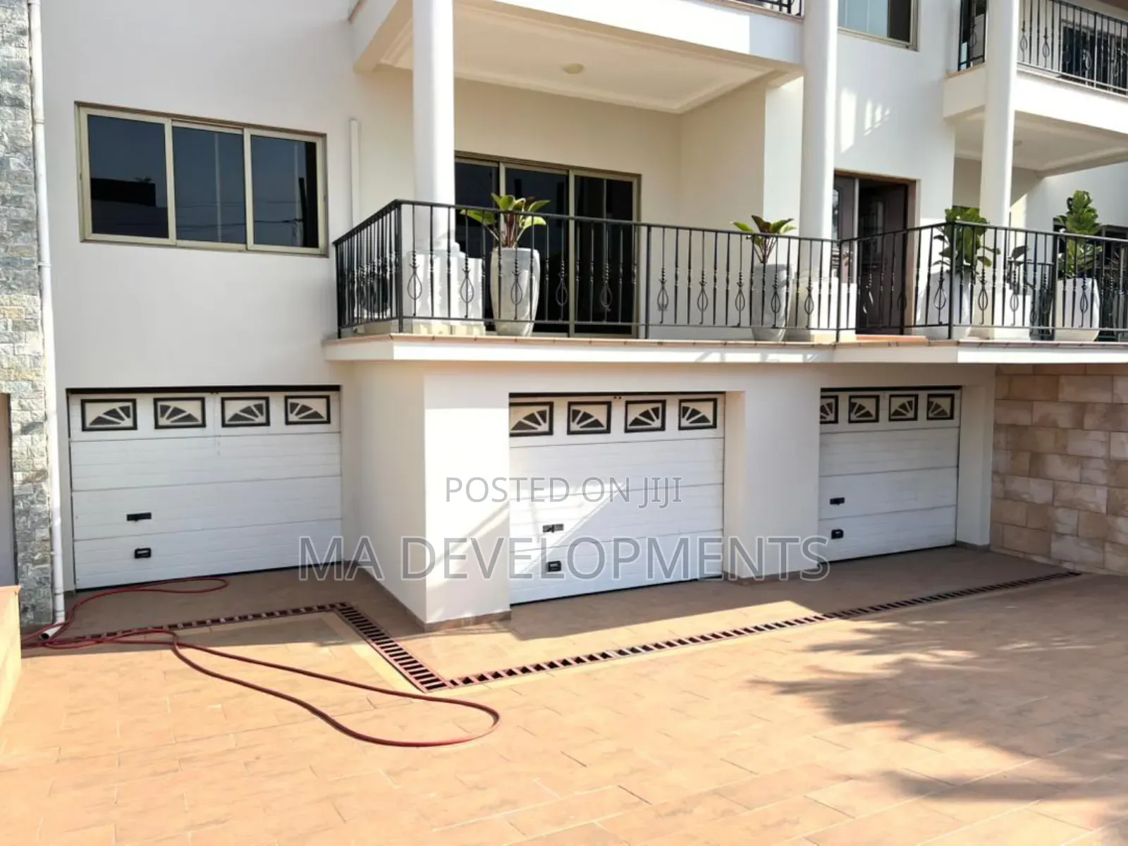 5bdrm Apartment in Madev Realty, East Legon for rent