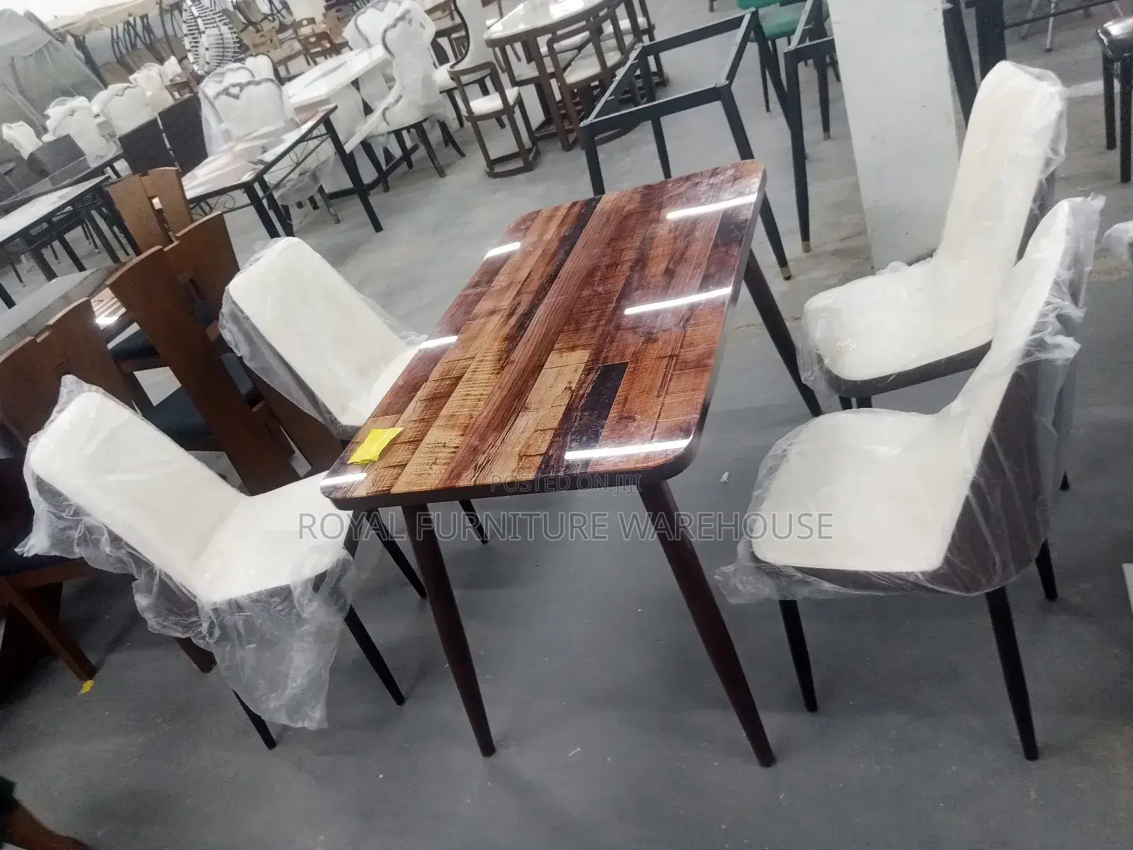 4 Seater Glass Table Diningset