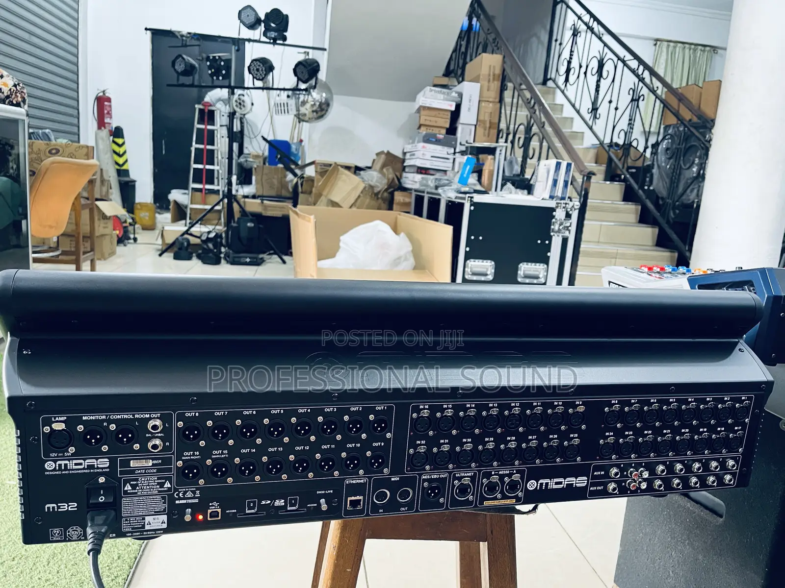 Midas 32 Digital Live Mixer
