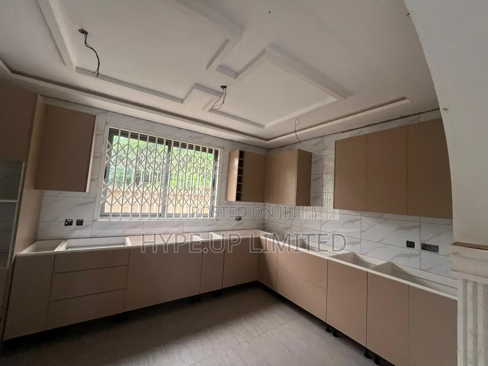 Furnished 5bdrm House in Cape Coast Metropolitan for sale