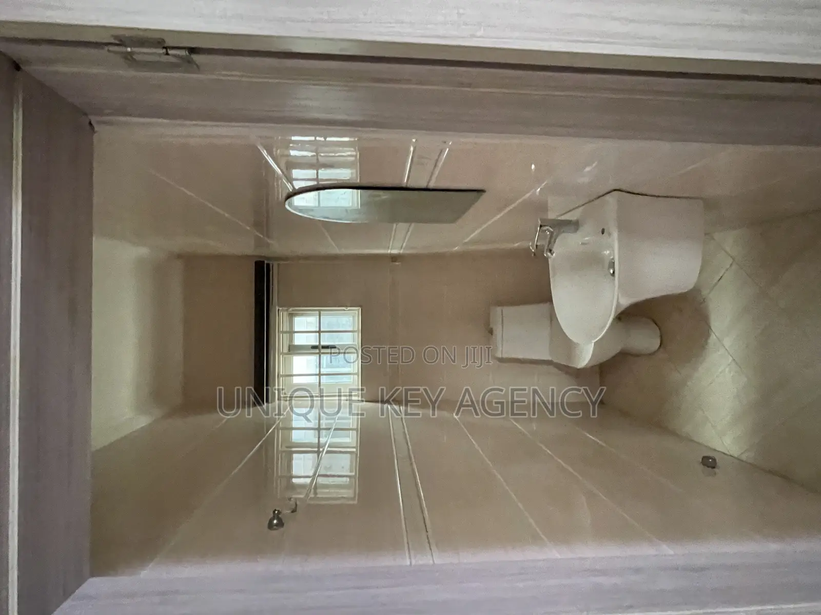 4bdrm House in Unique Key Agency, East Legon for rent