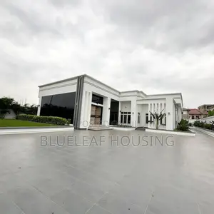 5bdrm House in East Legon for sale