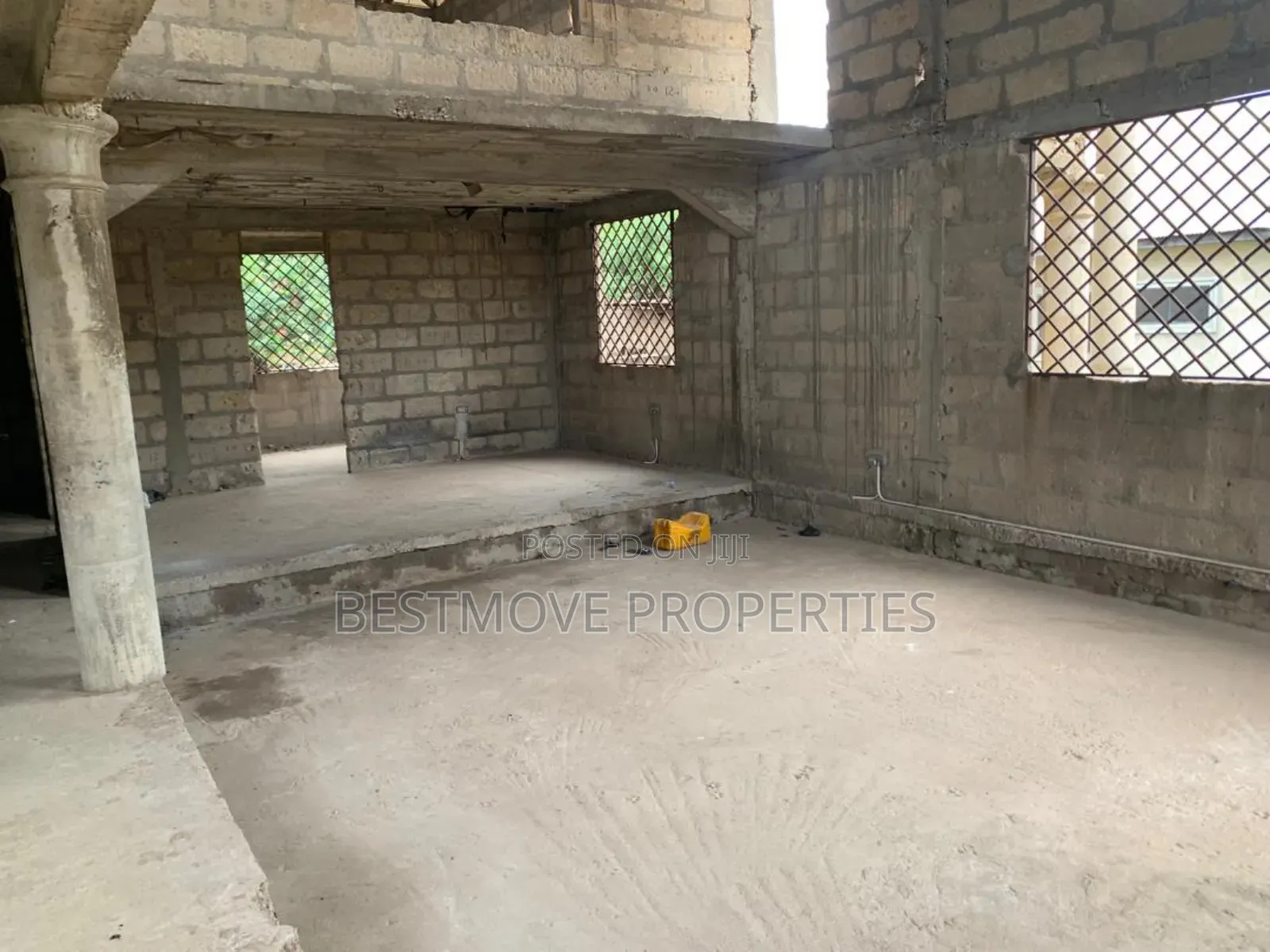 5bdrm House in Kumasi Metropolitan for sale