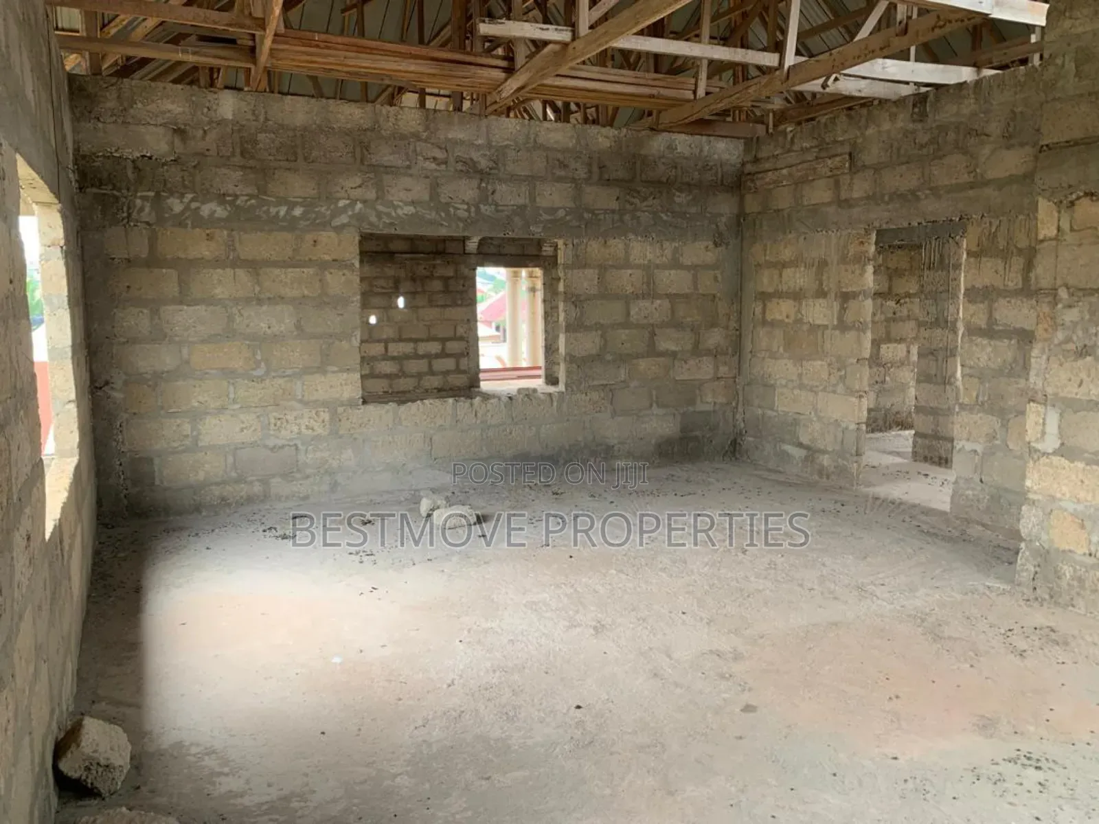 5bdrm House in Kumasi Metropolitan for sale