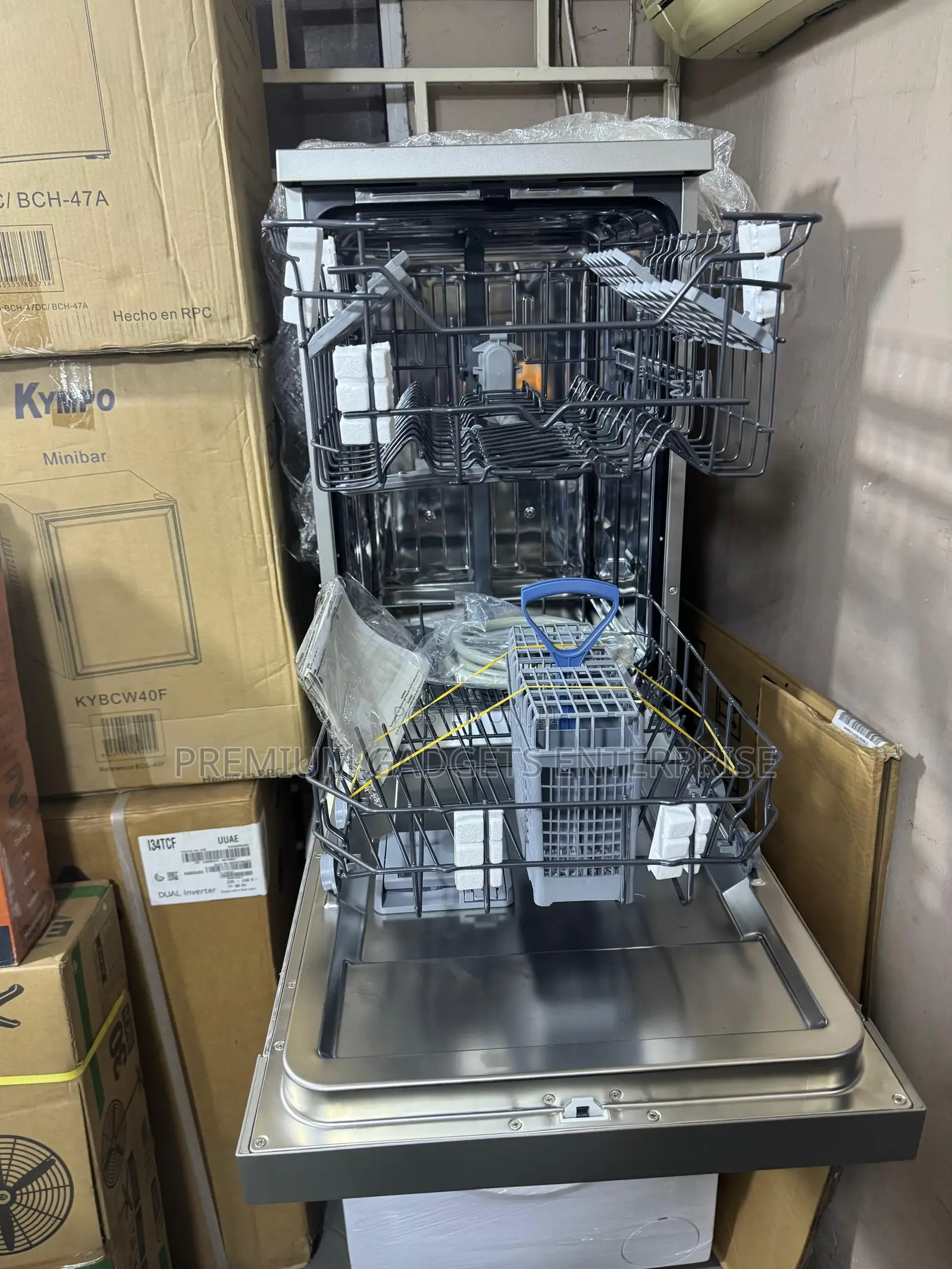 Hyundai 45cm Stainless Steel Dishwasher 10 Place Settings Dishwasher