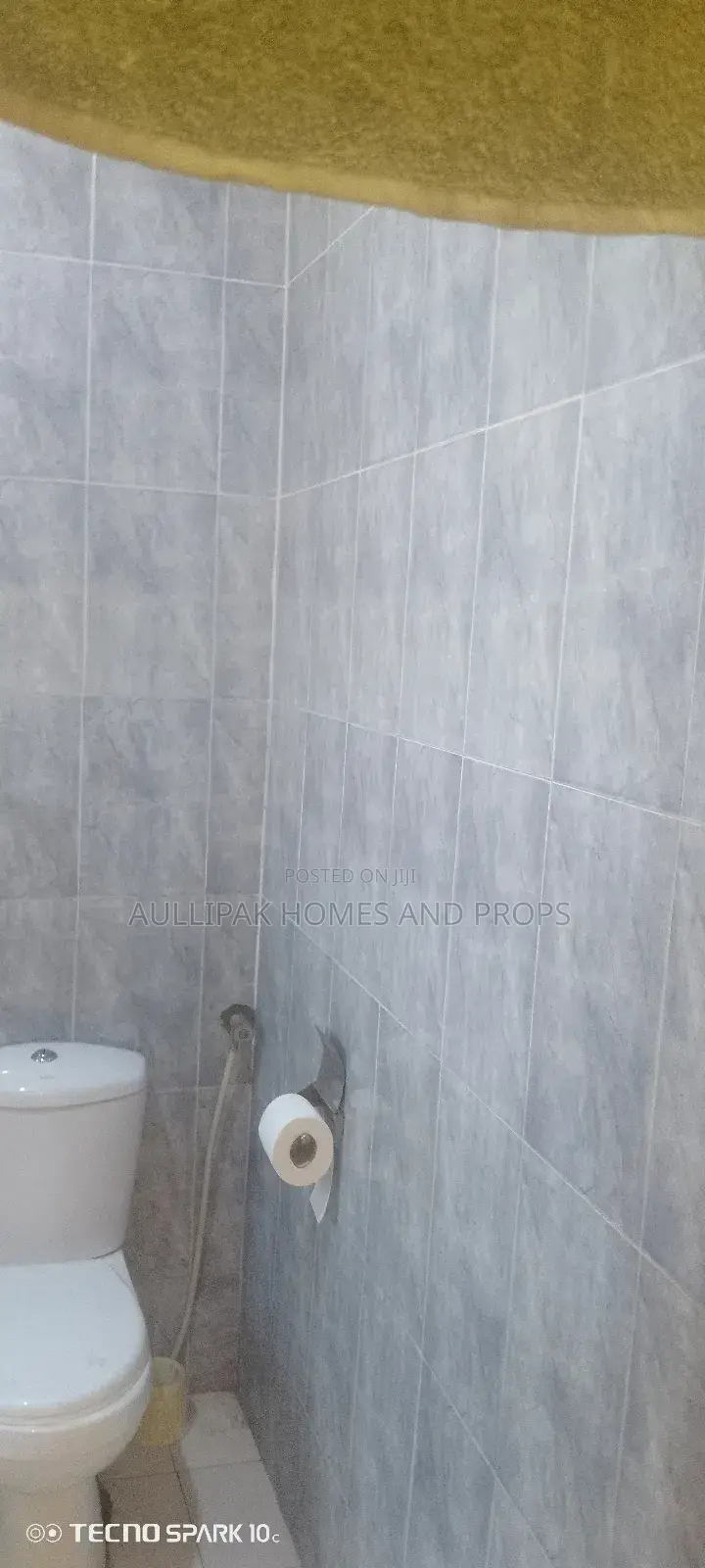 1bdrm Apartment in Lakeside for rent