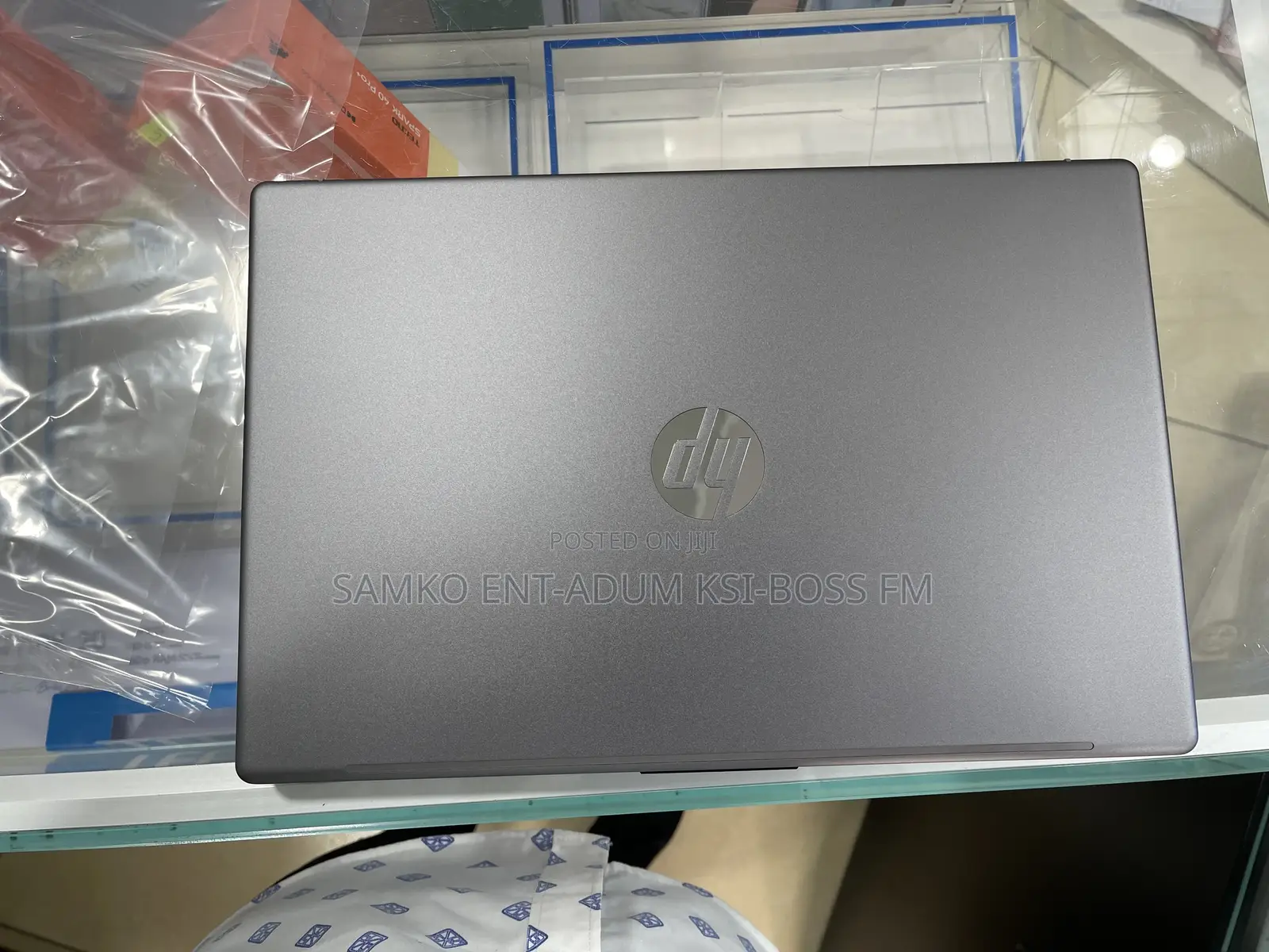New Laptop HP 250 G10 8GB Intel Core i3 SSD 512GB