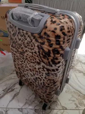 Spacious and Durable Traveling Bag