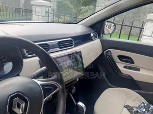 Renault Duster 2019 Silver