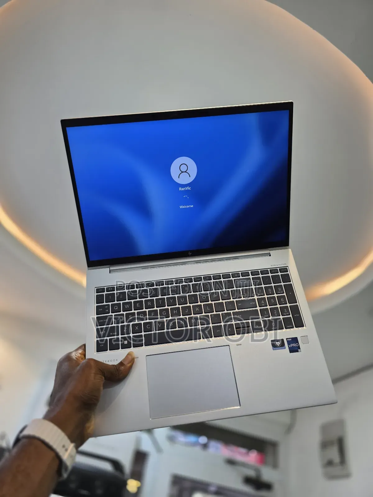 Laptop HP EliteBook 860 G9 16GB Intel Core I5 SSD 256GB