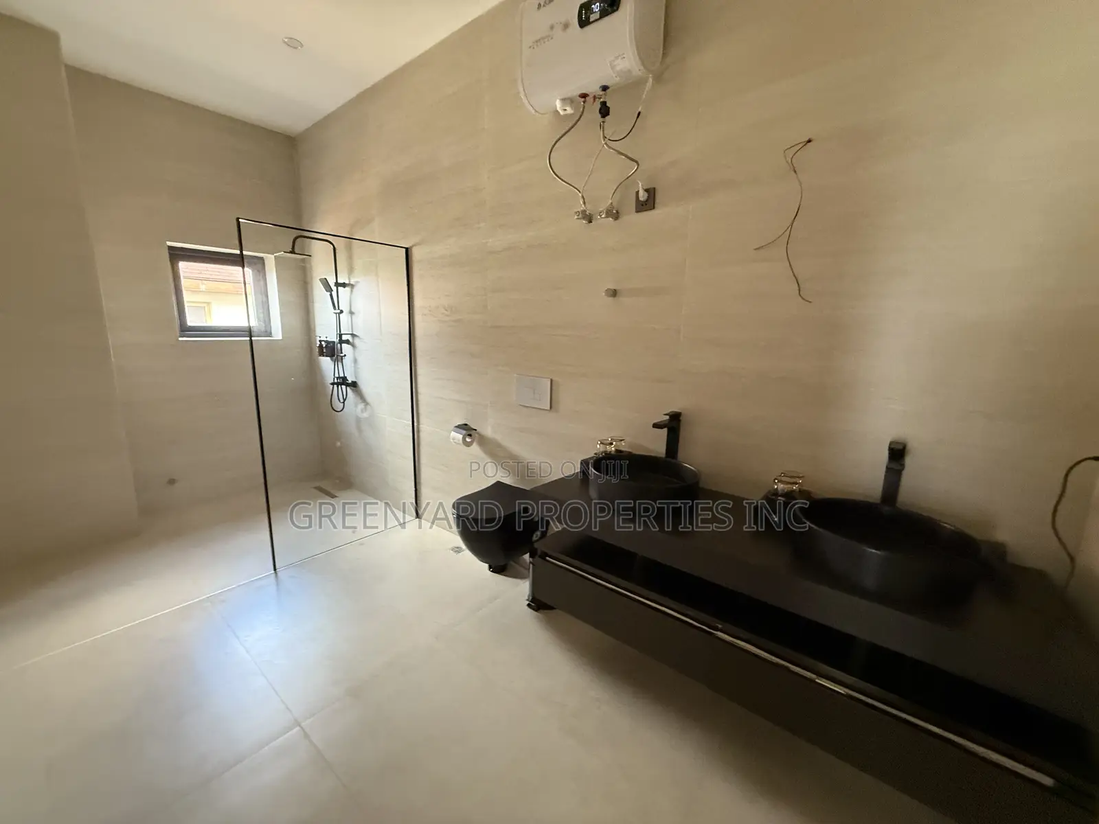 Furnished 7bdrm Mansion in Adjiringanor, East Legon for sale