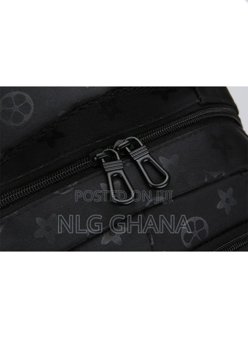 Large Capacity Backpack Waterproof Nylon School Bag Outdoor Ghx6862