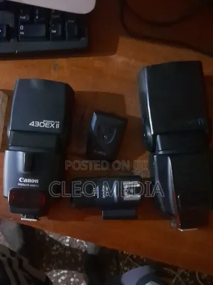 Canon 430ex Ii Speedlite + Yongnou 560iv Manual Flash + Trigger