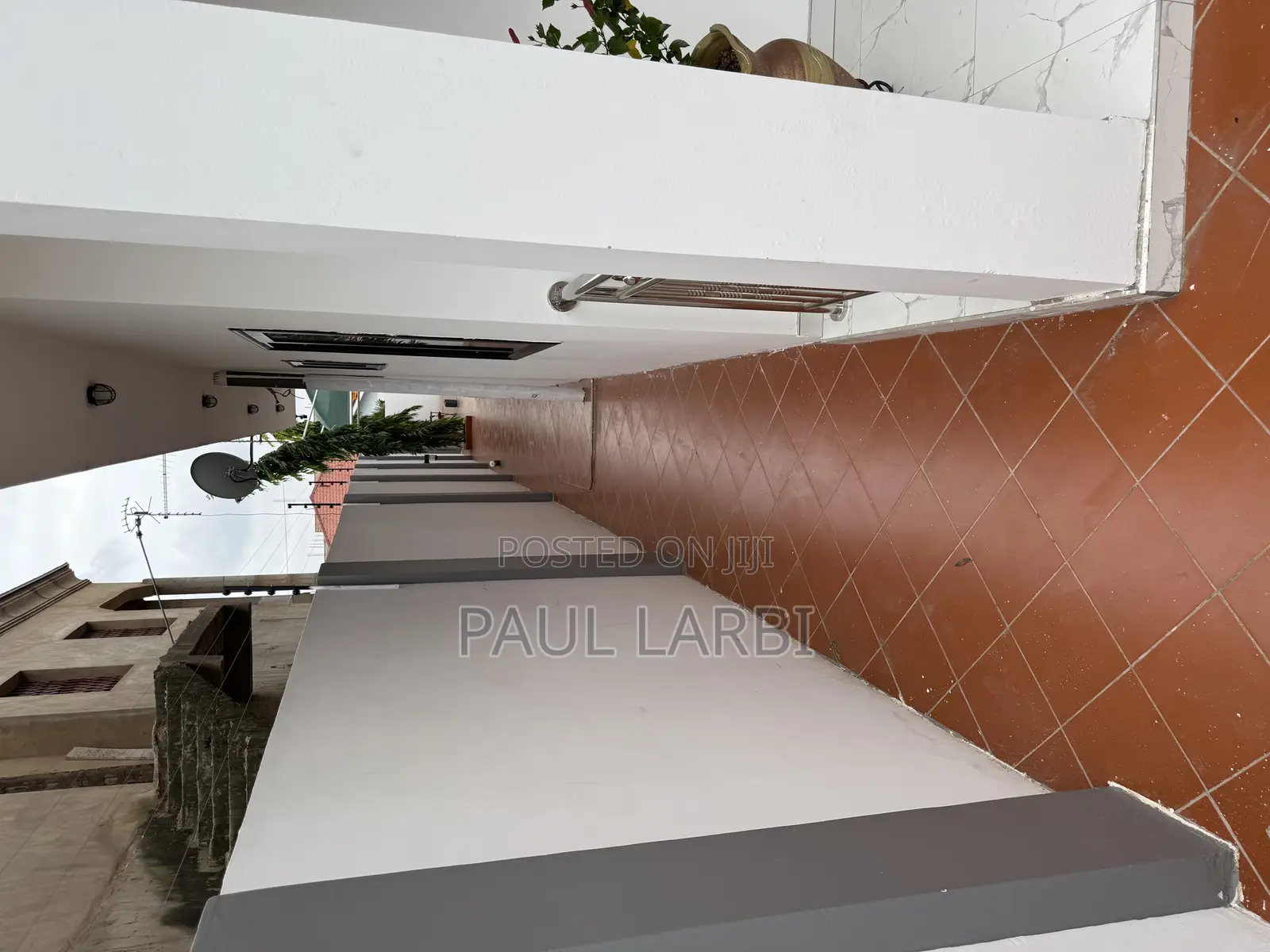 Furnished 3bdrm House in Luxury 3 Bedrooms, New Legon for rent