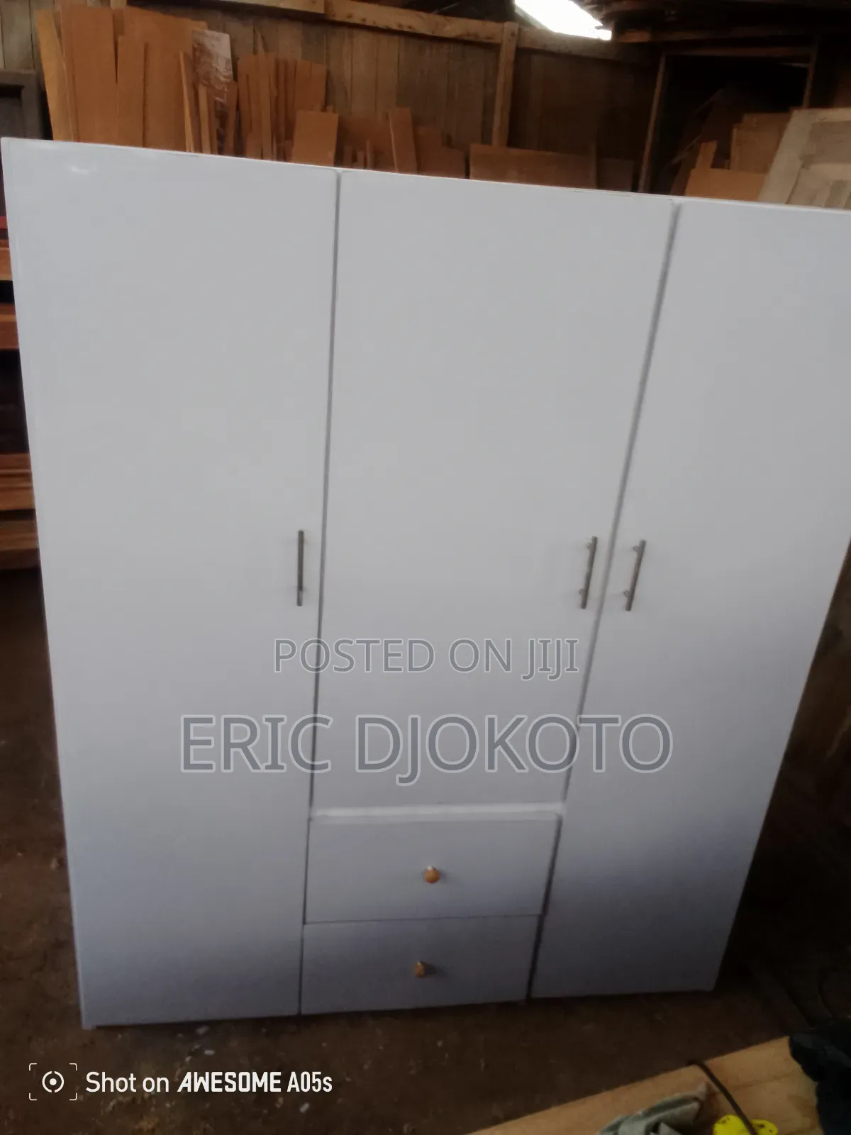 Wardrobe 2 Middle Drawers