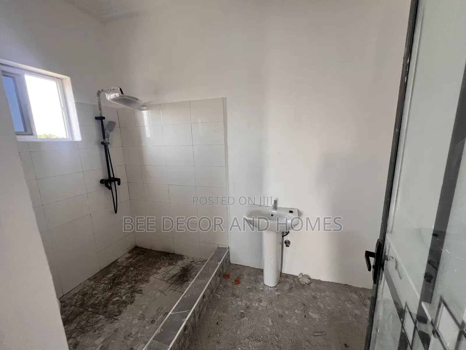 1bdrm Room & Parlour in Bee Decor & Homes, Haatso for rent
