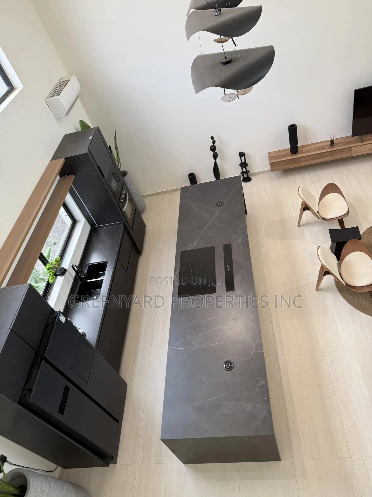 Furnished 7bdrm Mansion in Adjiringanor, East Legon for sale